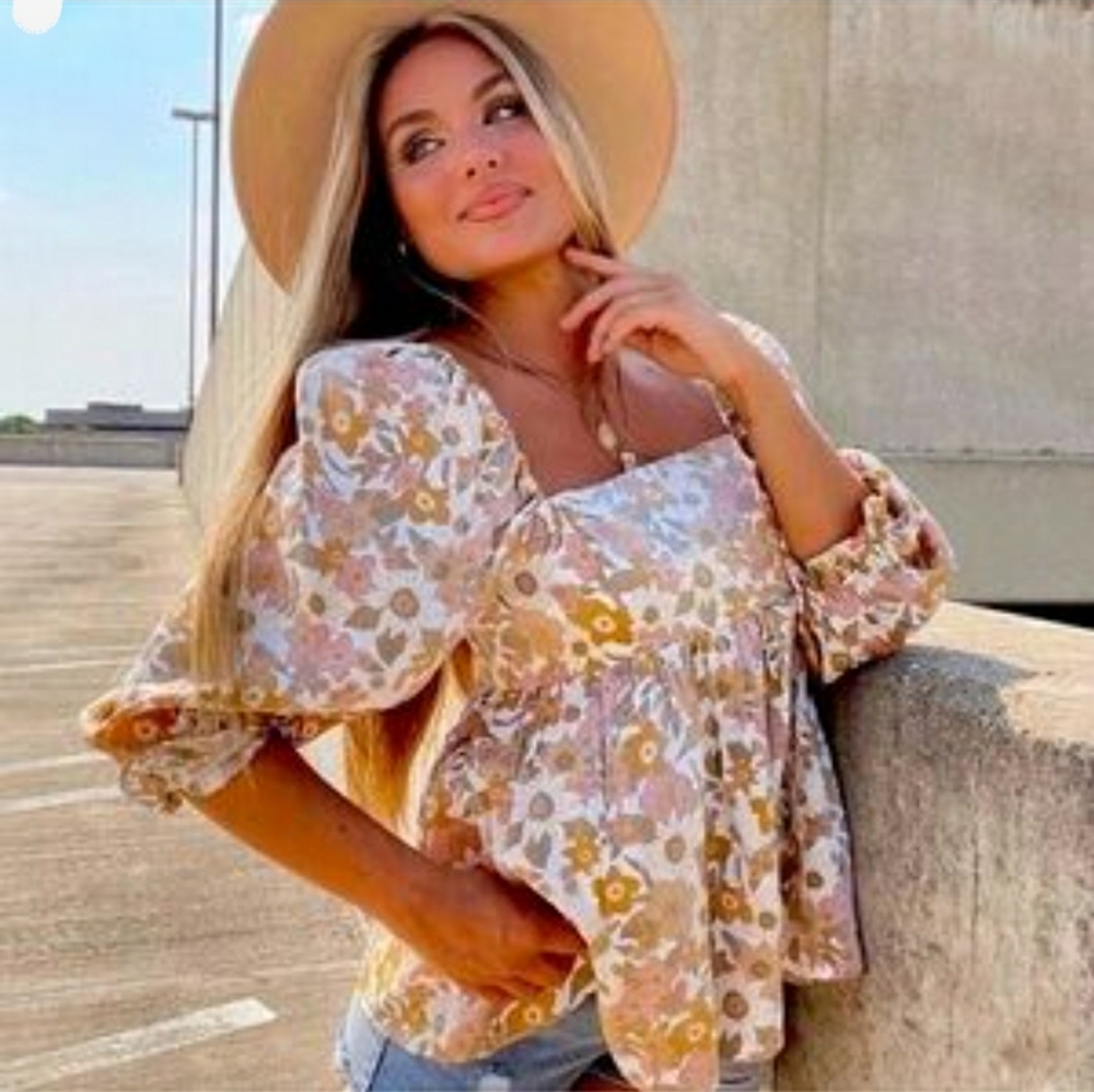 Beautiful ANTHROPOLOGIE Talulah Floral Baby Doll Peasant Top | Women's Sz Medium